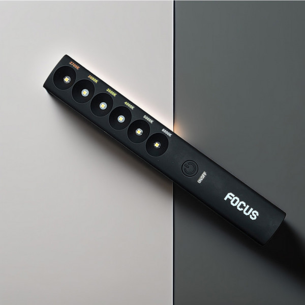 포커스 LED 컬러바 4W 포터블 CCT 휴대용 색온도기 조명색상 체크 손전등